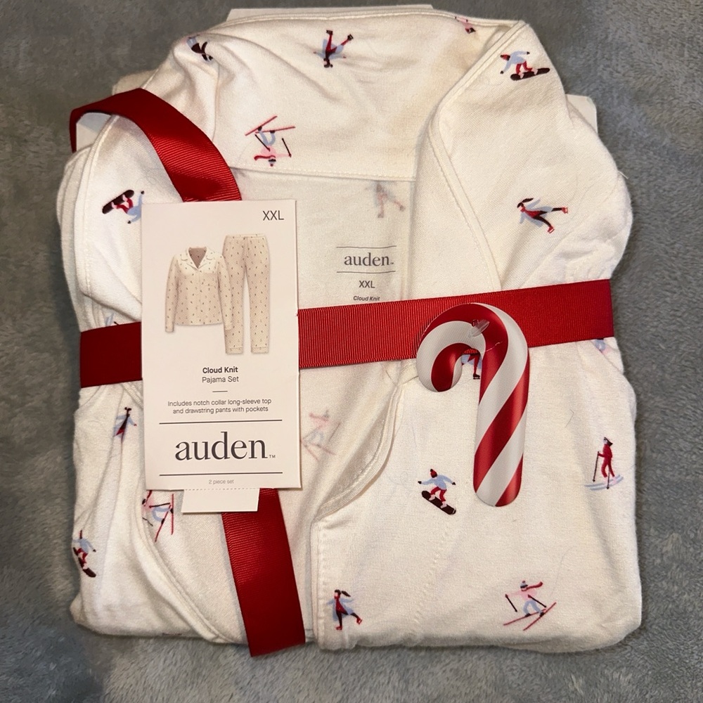 Auden Women’s Pajama Set - White with Red Skiers